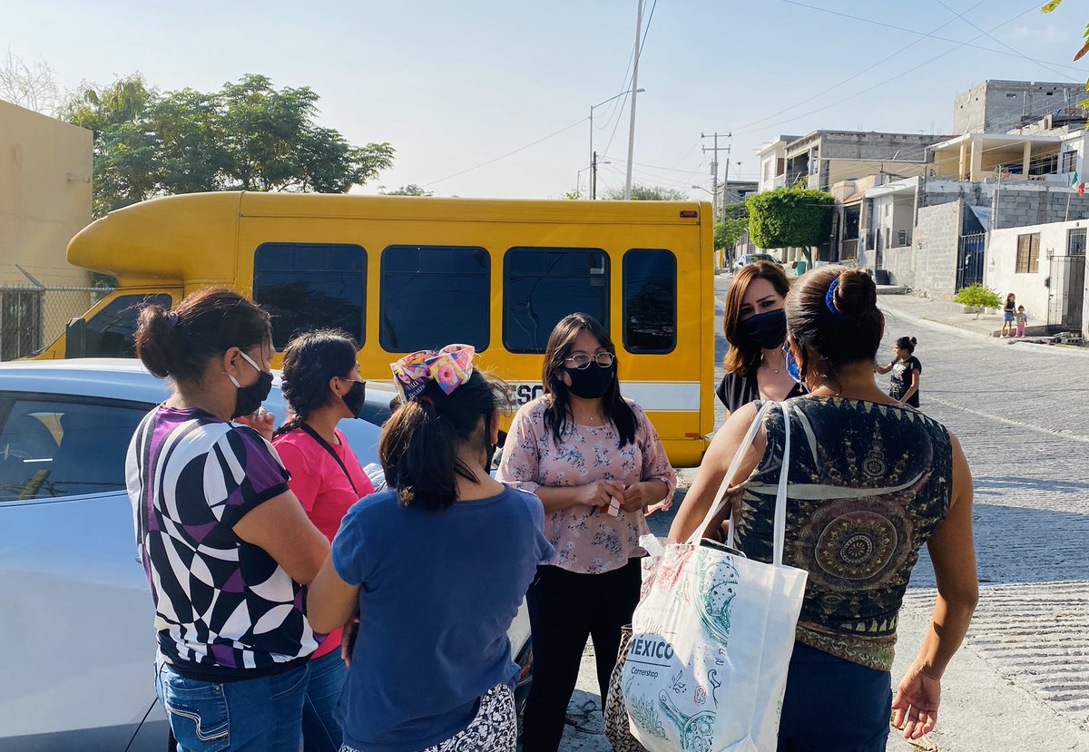 Escuchar, sumar a la ciudadanía, haciendo equipo y resolviendo las necesidades de la comunidad es la mejor vía de hacer la diferencia 🙌🏽🇲🇽 

#comunidadenmovimiento #transformación #escuchar #trabajando #andamos #porlasmujeres #porlasjuventudes