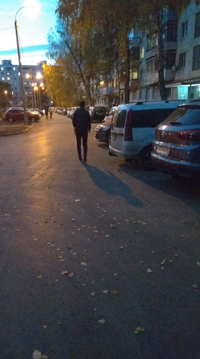 Здравствуйте. Хочется выразить слова благодарности в адрес Администрации Промышл. р-на за выполнение работ по ремонту дороги и организацию парковочных мест двора по адресу Москов. шоссе 121. Работа выполнена качественно и завершена в установленный срок. <a href="/promadm/">Promadm.samara</a>, <a href="/SamMobilePriem/">Мобильная приемная Губернатора Самарской области</a>