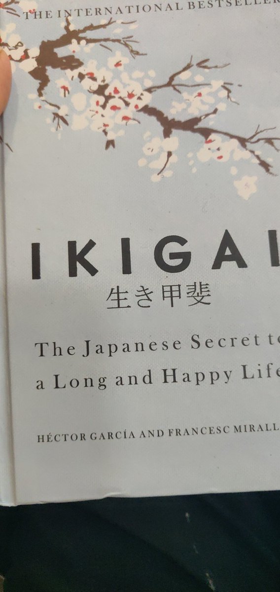 madhubansal19's tweet photo. Never knew a book can make me do major changes in life. The book is very clear and concise in directing what to actually aim for in life.
Still in the reading process. Will share more updates.
#ikigai #japanesesecret #happylife @amazonIN https://t.co/ZDEPeluB8j