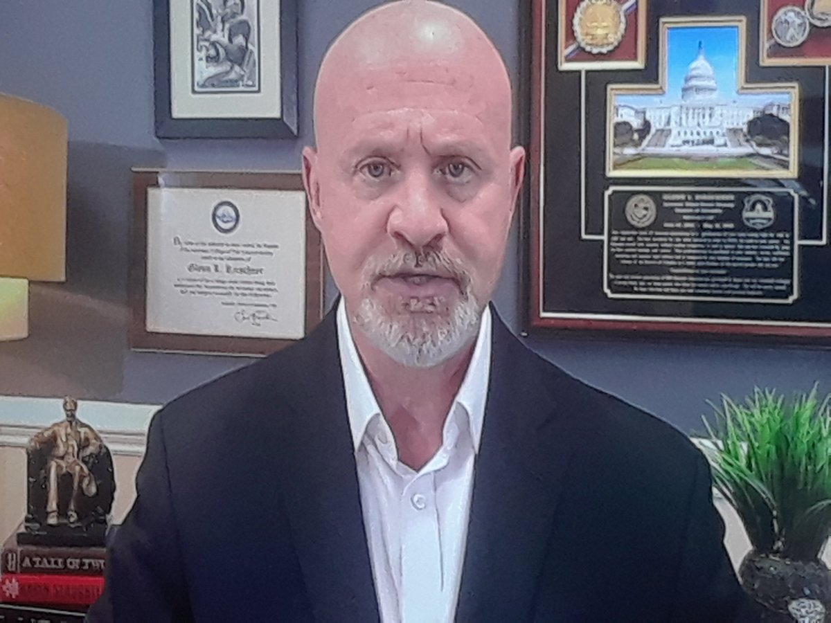 DavidManOnFire's tweet photo. 💥Next Atty Gen of The U.S.💥
@GlennKirschner2 tells us:
Barrs Conversion of DOJ Into Trump Law Firm...
https://t.co/mR12iSxhBu
💥☝️Watch Here ☝️☝️☝️💥 https://t.co/E91agrzpOL