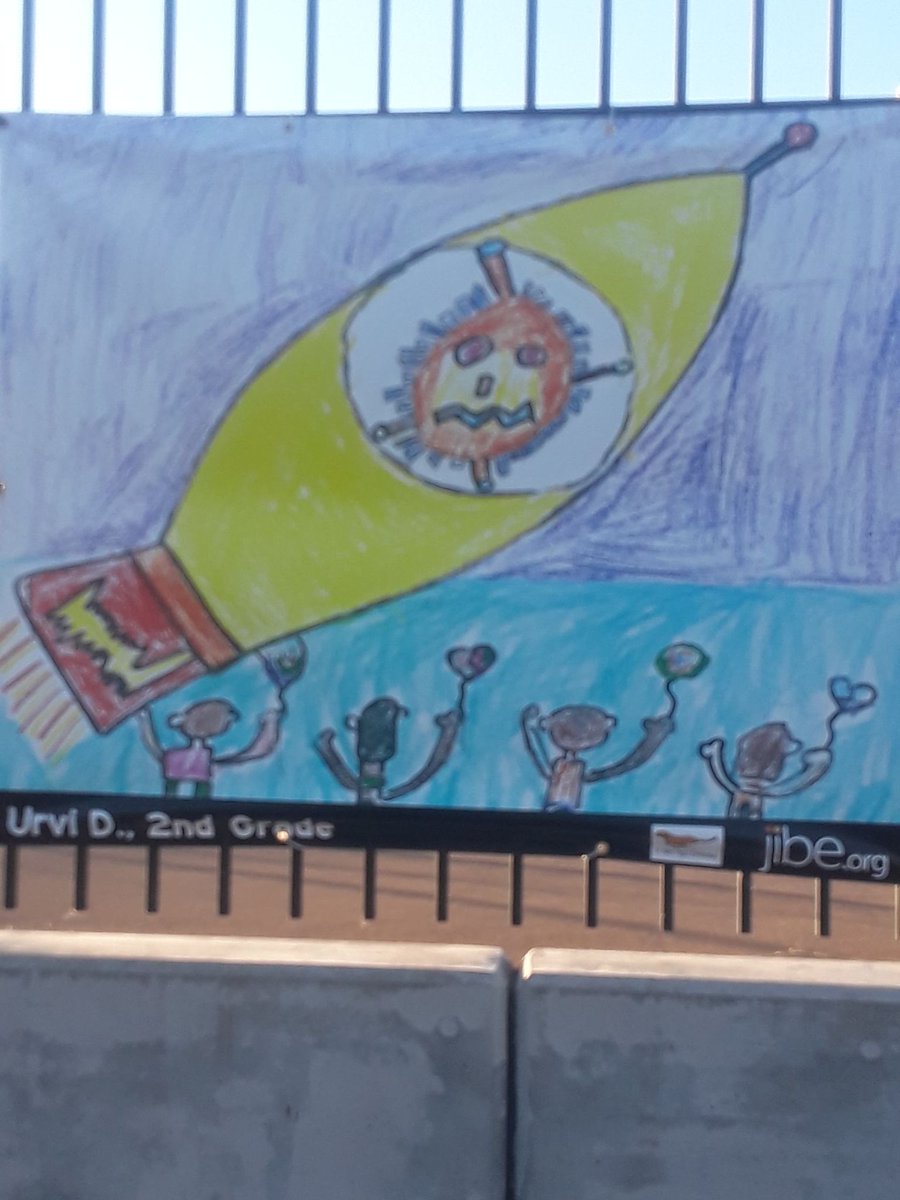 HAHCheetahClub's tweet photo. Our Cheetahs are having a BANNER day!

Artwork belonging to 4 Hight students were made into banners, &amp; hung up on our kindergarten fence, thanks to @JibeWithUs 

Great job, Isha C (4th gr), Roxxy Q (4th gr), Emma G (1st gr), and Urvi D (2nd gr)!  @HahPrincipal #gocheetahs https://t.co/aNzZPrOTE6