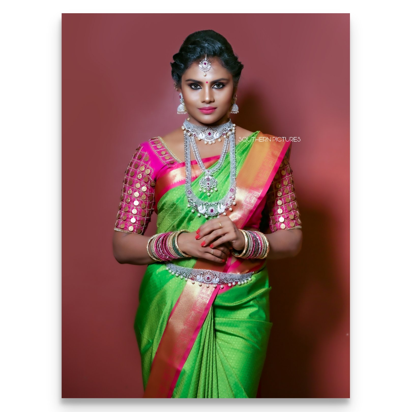 Pink saree with green jewellery sale