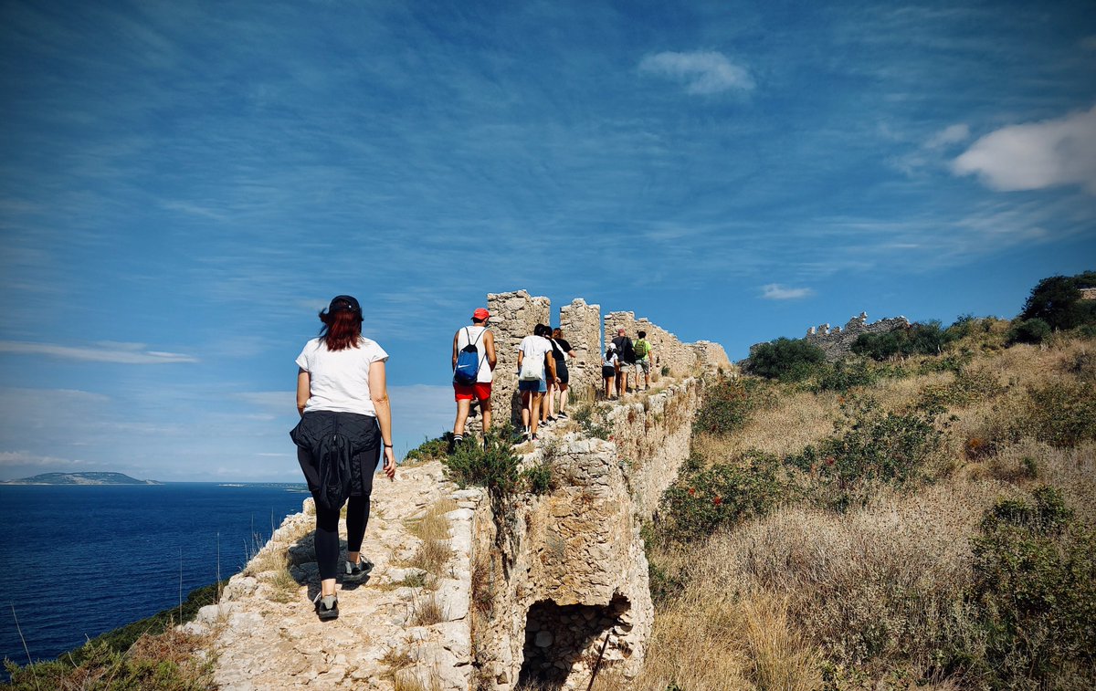 exploremessinia's tweet photo. Wanderlust on a shinny October day 🍂🌞

#navarino #hikinglife #wanderlust #discoverearth
#sunnydays #fallseason #LifeOutdoors #exploremessinia #exploremore #exploretours #OutdoorActivities #outdoorgreece #DiscoverGreece #discoverpeloponnese 
#TravelinGreece #VisitGreece https://t.co/KUYz2InCgR