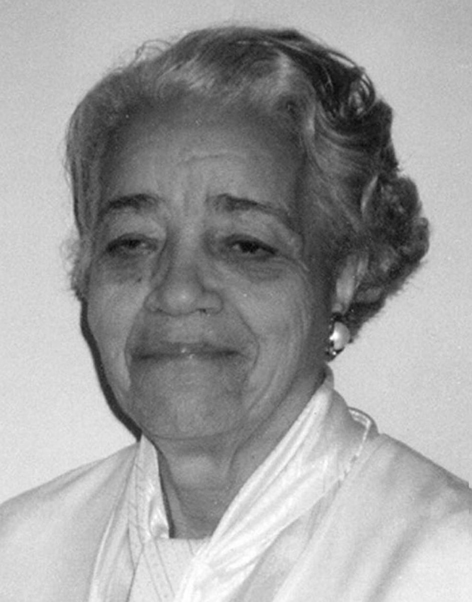 Dorothy Vaughan was a mathematician who worked at NASA, including on the programme that sent America’s first satellites into space, and taught herself and her staff the programming language Fortran in anticipation of the introduction of machine computers.  #BlackHistoryMonth  