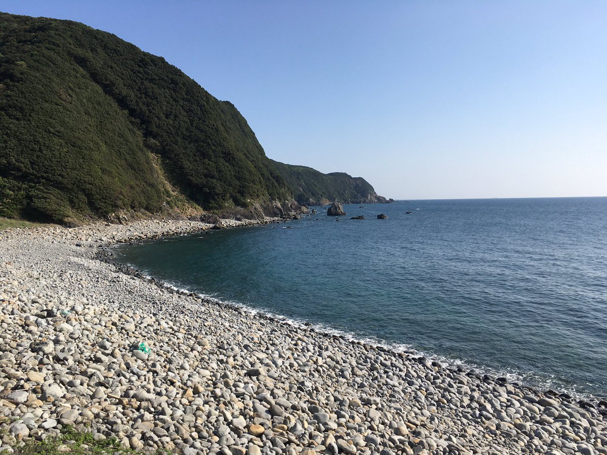 eddie_e_k's tweet photo. 昨日のサイクリングの写真集、後半。10枚。
https://t.co/98lUFUf2OP
日没前に帰りたかったのだけど、疲れたのと腹が減りw、家まで10kmほどのコンビニでおにぎり休憩してしまった。6時半ごろ帰宅。真っ暗。
走行距離は75km。
#cycling #beach #bluesky #サイクリング #青空 #海 #ビーチ #r321 https://t.co/4IEIrM5Fna