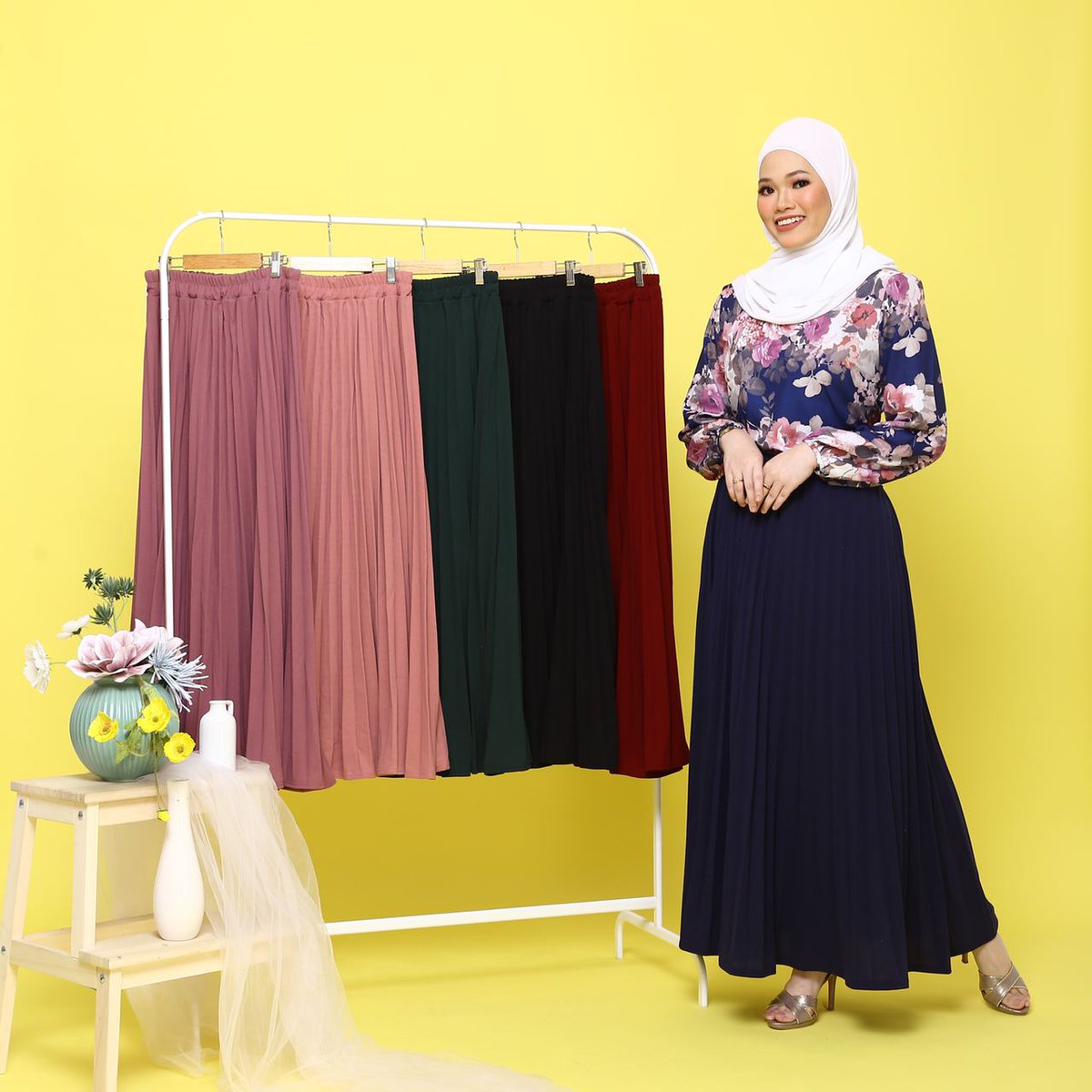 TCikfa's tweet image. Skirt Palas Plated e
Rm35
 
METERIAL / COTTON
PINGGANG 38"_40"
PUNGGUNG FREE"
LABUH KAIN 40"
🟩 METERIAL / COTTON SPDEX MEMERI