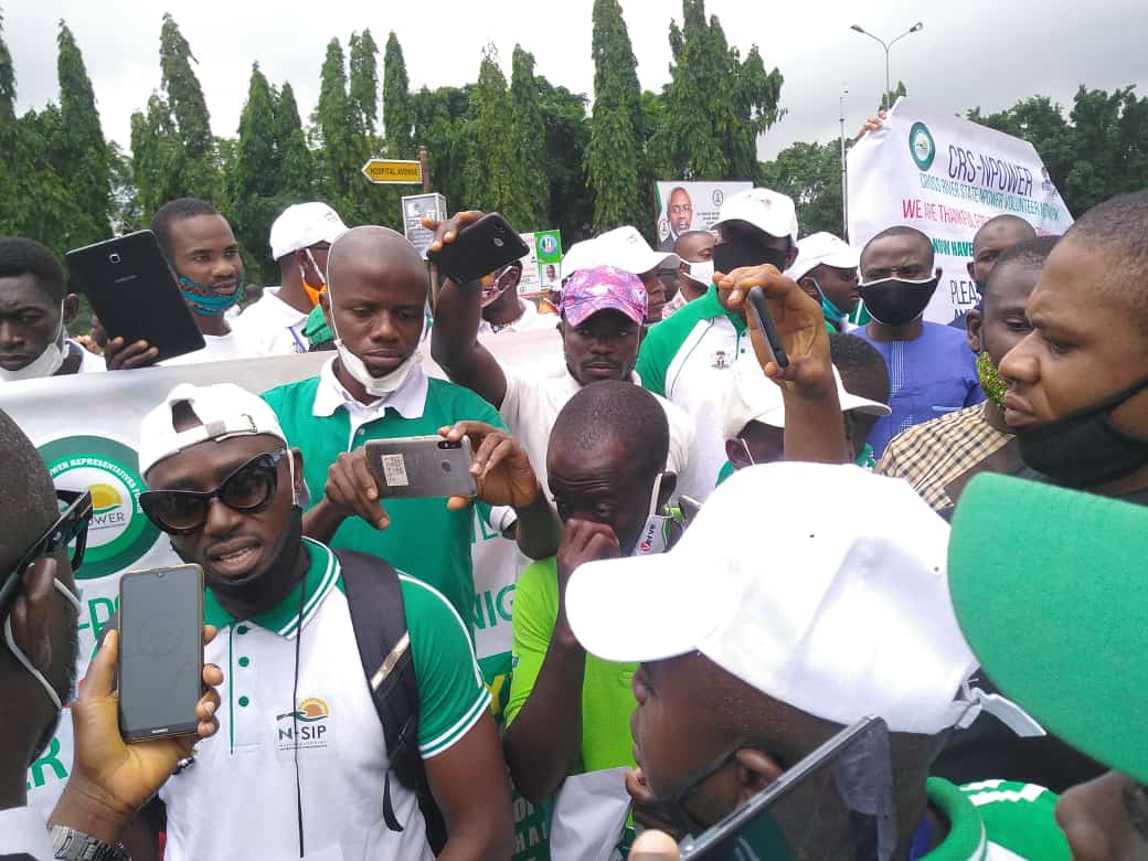 Exitednpoweryou's tweet photo. @MBuhari You disengage 500,000 @npowerite into the street and went ahead to recruit another set of temporary UBE teachers @ProfOsinbajo that shows how clueless our government is @LagosNPower we will remainon the street #absorptionisallwewant @UN @SaharaReporters @nassnigeria @CNN https://t.co/7wS82YWlHL