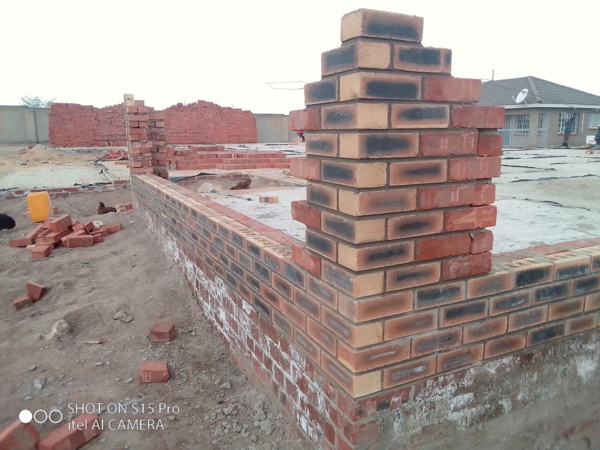 RolackGroup's tweet photo. #TheRolackTeam is at work doing what we know best
#WeDesignAndBuild for you from plan drawing, bricklaying, roofing, plumbing,electrical installations and hand over the keys to you after #CompleteConstruction
Call&/WhatsApp:+263777410923 or DM 4 a quote
https://t.co/1PfYb2M9Mo https://t.co/b7e9RyqYDd