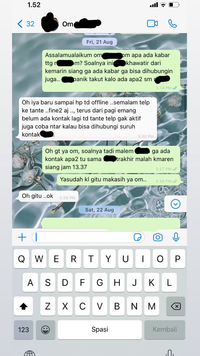 Krn aku kalut banget, aku bingung harus cari dia kmn, aku ga punya no telp temen kantornya. Akhirnya aku hubungin org tua R. Tapi ga ada hasil, entah knp hari itu instagramku diblock sm ibu R. Aku gatau apa salahku pdhl aku cuman cari R dimana krn aku clueless bgt