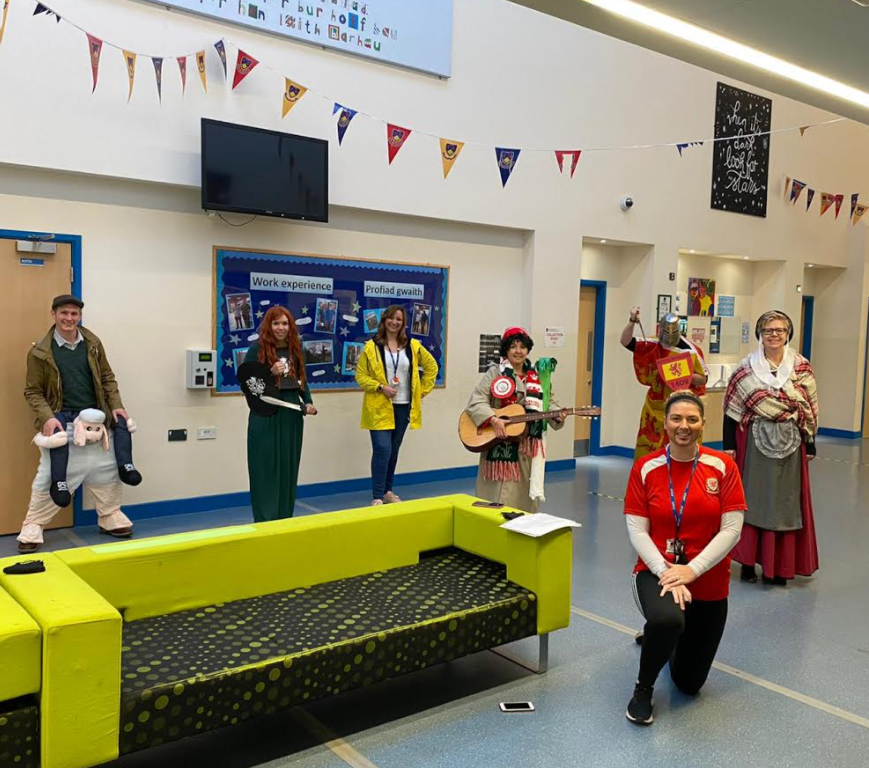 Ysgol Maesydderwen tweet media