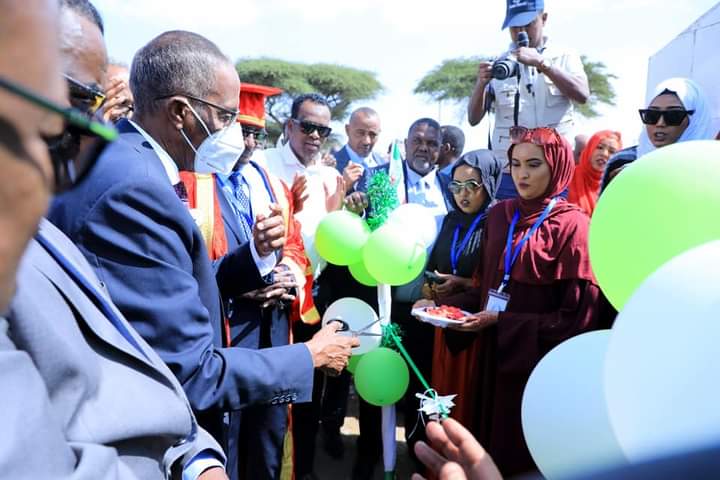 The Somaliland President His Excellencies Muse Bihi Abdi Along with the Minister of <a href="/SomalilandMoTRD/">Somaliland Ministry of Transport</a> Abdillahi Abokor and the General Manager of RDA Ahmed Yusuf opened Amoud Bridge that will be connecting Amoud University to Borama city. 10th October 2020.