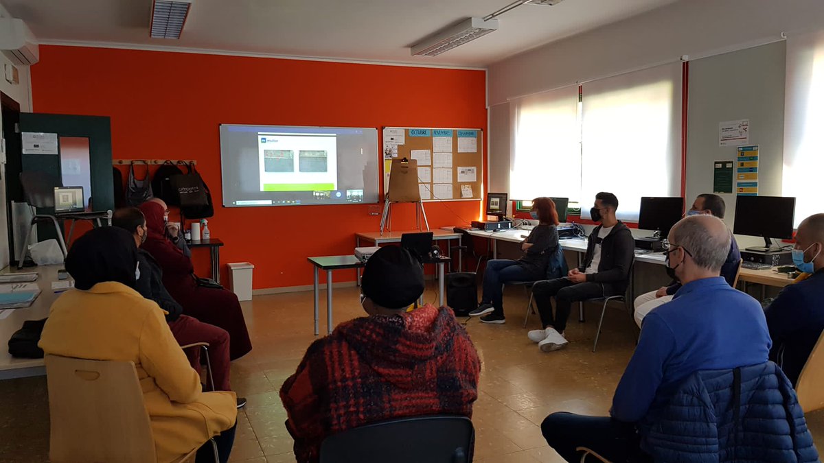 formaciocasal's tweet photo. Avui al "Re-Activa't" del programa Rumb a la feina video-xerrada amb @Mullor.
@formaciocasal
@casalinfants
@FundlaCaixaCAT
#programamesfeina
#rumbalafeina https://t.co/din2xG7TWF