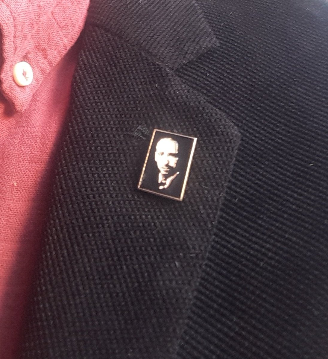 La dignitat és un bé irrenunciable.
#LluísCompanys80Anys