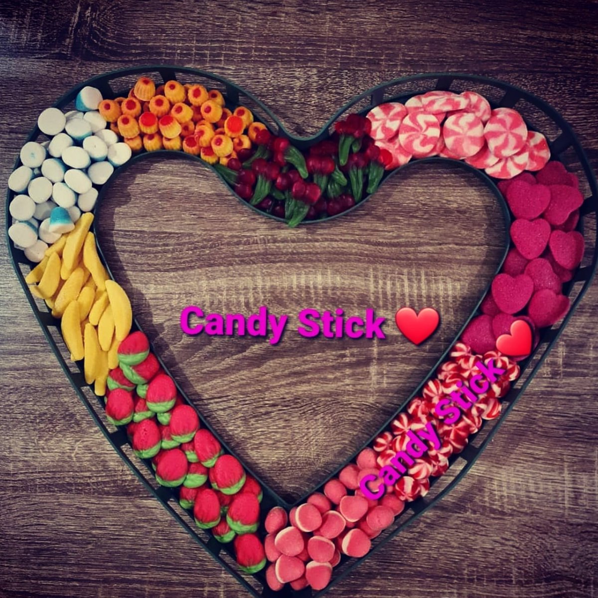 CandyStickshop's tweet photo. ุงูุจุฑ ููุจ ูุงูุฏู โค
#candy #sweet #jeddah #candystick #delivery #creative
#ุฌุฏุฉ #ูุงูุฏู #ุญูุงูุฉ #ูุฏุงูุง #ุจูููู #ูุฑุฏ #ุงููุงู #ุจููููุงุช_ุญุณุจ_ุงูุทูุจ #ุญูุงููุงุช #ุฌุฏุฉ_ุงูุขู #ูุงูุฏู_ุณุชูุฑ #ูุฏุงูุง_ุญุจ #ูุฏุงูุง_ุฌุฏุฉ #ุงูุนูุฏ_ุงููุทูู #ุชูุฒูุนุงุช_ุนูุฏ #ุชูุฒูุนุงุช #ksa๐ธ๐ฆโค๏ธ https://t.co/VLM4edmgA5