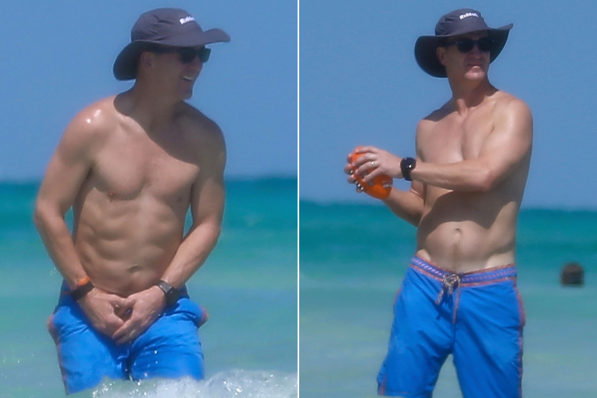 nypostsports's tweet image. Peyton Manning's six-pack has social media losing its mind trib.al/92GFTPh