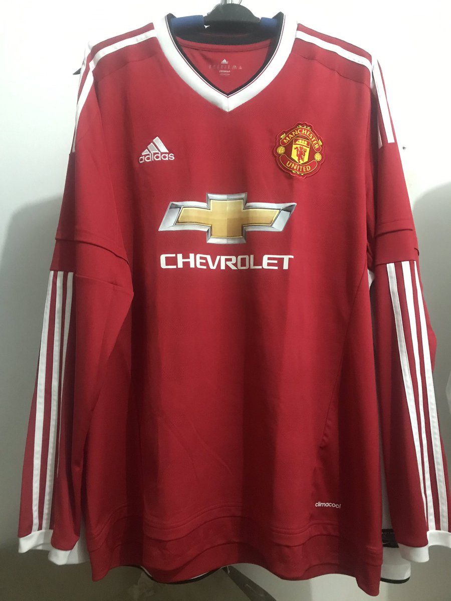 HatrickJersey's tweet photo. #Hatrick3
MU H'15/16 sz XL LS BNWOT
OB : 250
BIN : 600 https://t.co/ux5YWZozqF