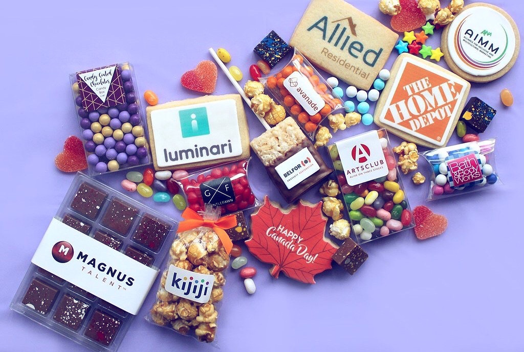 OysterPromo's tweet photo. Check out our latest blog post on a sweet Canadian success story - Corporate Confections! They offer a wide variety of promotional cookies, candies, and chocolates. Click the link in our bio! 🍪🇨🇦🍬
.
.
.
#corporateconfections #cookies #candies #chocolates #cookies #canada https://t.co/YrkFCb4nBI