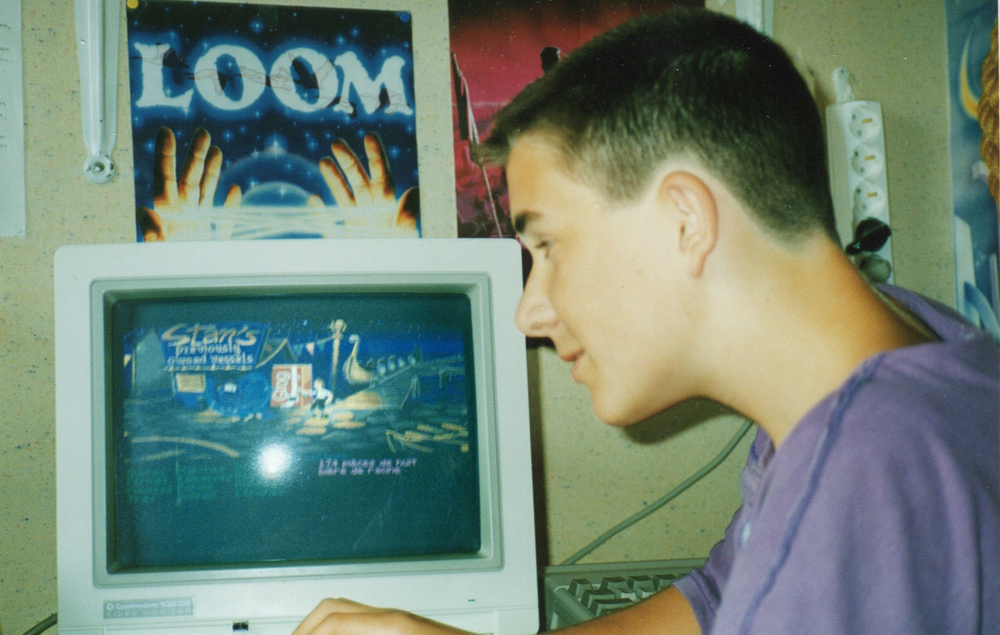 Ju2Tomate's tweet photo. 1990, I was 12 years old and I played Monkey Island.
30 years later, same game, same fun.
Thanks to #RonGilbert #DaveGrossman #TimSchafer #MarkFerrari #MichaelLand and Happy 30th-anniversary.
#MonkeyIsland #MonkeyIsland30th #guybrush #LucasfilmGames #LucasArts #amiga #retrogaming https://t.co/iQjzhWTqCf