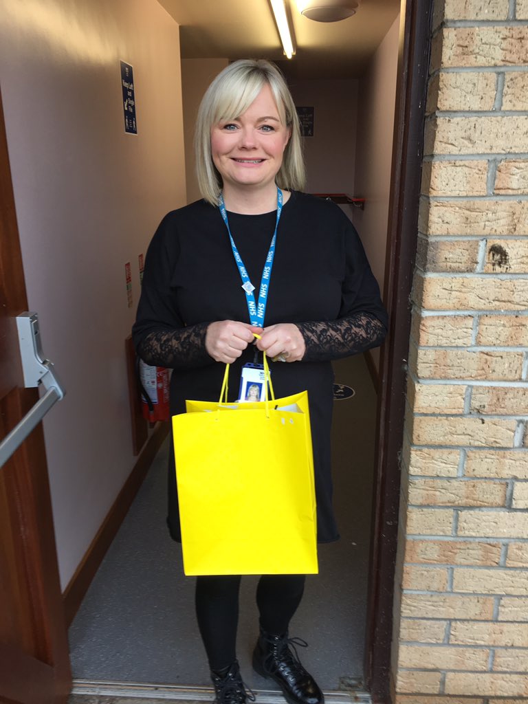 GrierAHP's tweet photo. Thank you @EmmastirlingAHP for your AHP nominee . We know all our AHPs are 🌟🌟 and know the sentiment #kindness of this gift will be shared across the teams. Well done @loutosh30 👏 for being #awesome #resilient @Alistair_ahp #AHPsDay #AAAHP @HazelNMAHPDir https://t.co/EDZY3agwAj