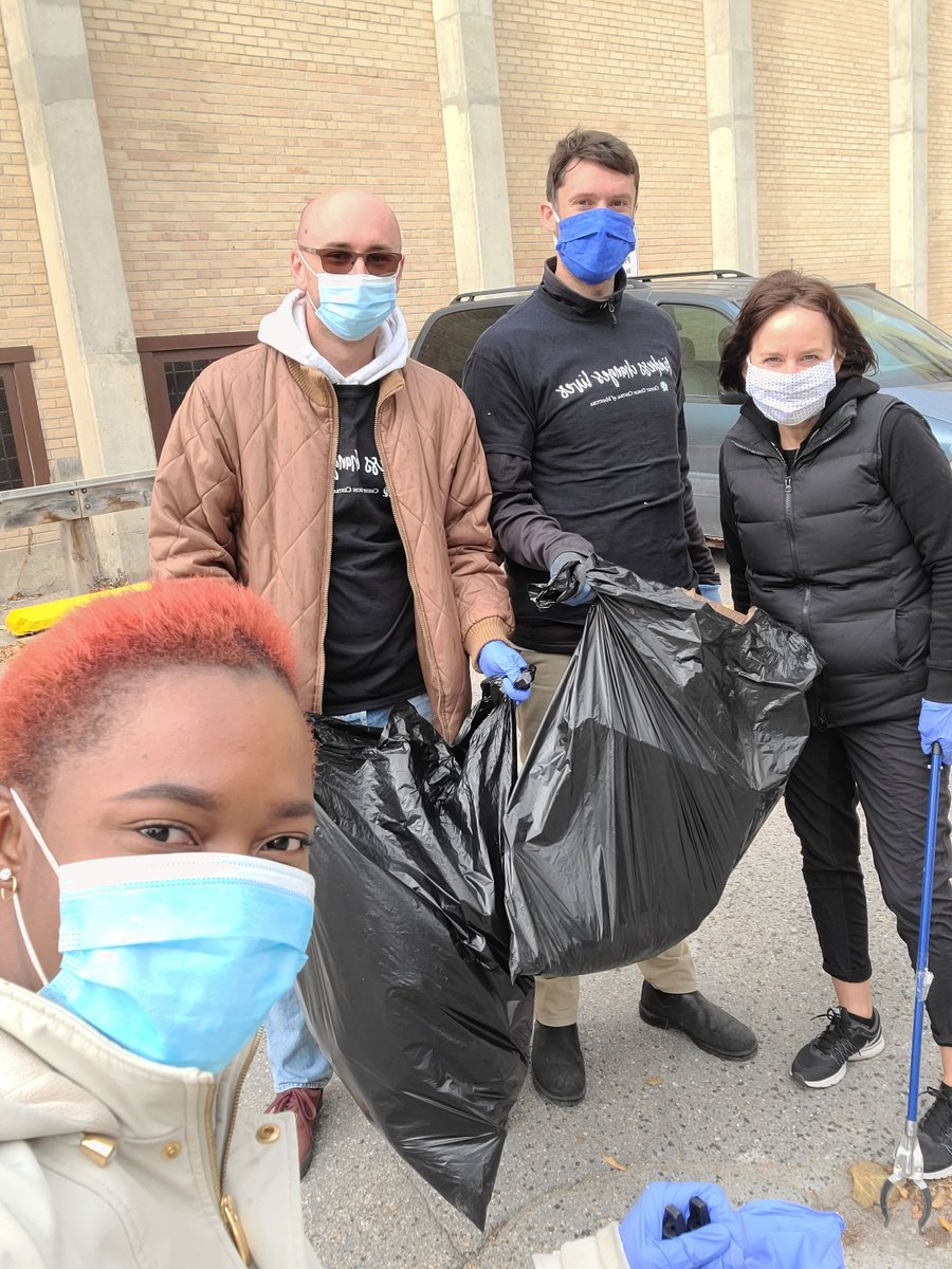 CUCManitoba's tweet photo. CUCM's Take Pride cleanup team was hard at work this year!  #CleanCanada#Together #TeamUpWpg @takepridewpg https://t.co/ZAkNoKszHe