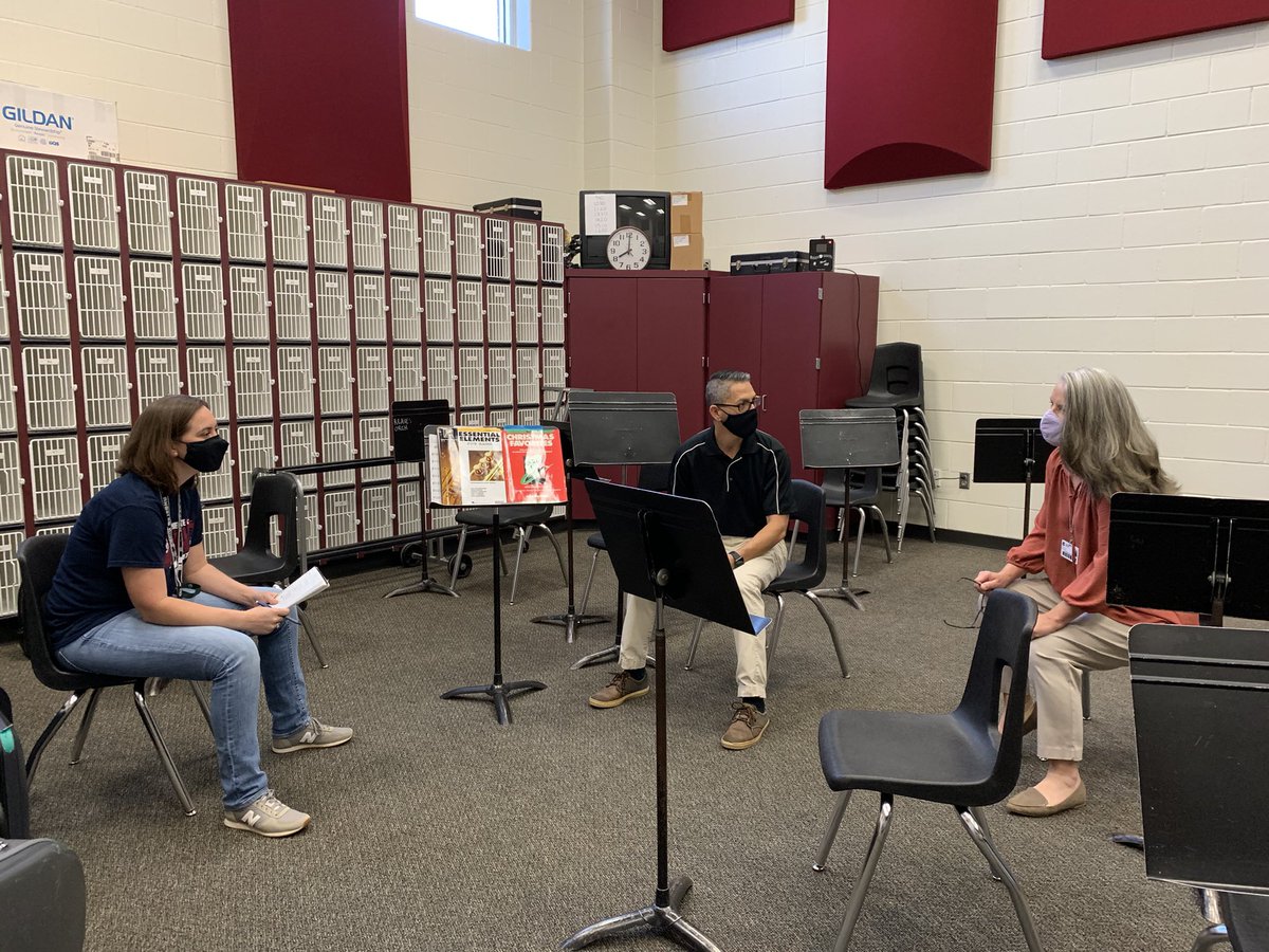Planning our virtual holiday concert! <a href="/sjimenez_sal/">Sal Jimenez</a> @CryarCats #CryarWay #ChallengeAccepted