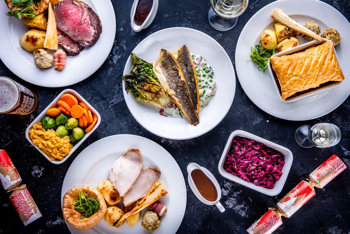 We are now taking festive Christmas bookings!!
Fantastic menus to suit all, including a festive 3 course dinner for only £17.00!!
Visit our website where you can view our cracking menus AND book your table online!!

sndr.so/lJyUR