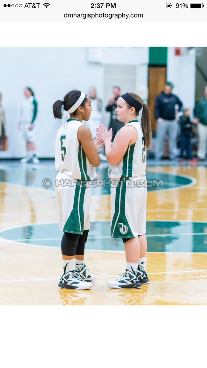 katy_redmon's tweet photo. October 15th will always be one of my favorite days💚💚💚 https://t.co/8KmRxHNOcH