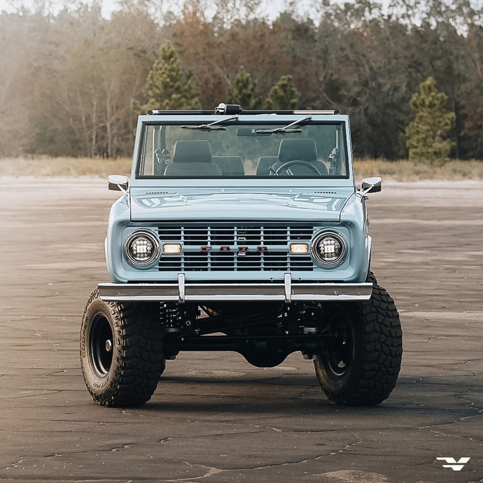 Our newest Early Ford Bronco available for immediate delivery. Stay tuned for an exclusive look at this build coming tomorrow. #Classics #fordbronco #luxurylifestyle