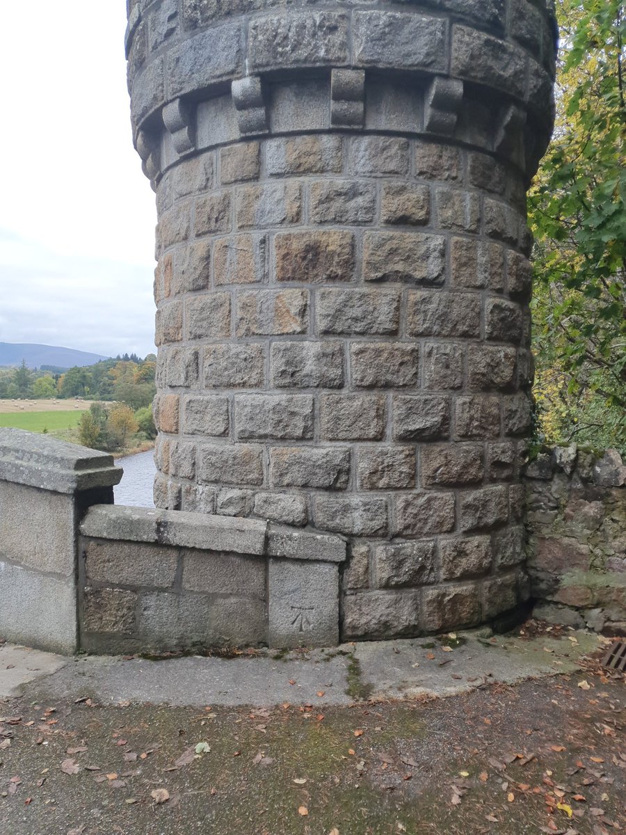 will_hensman_is's tweet image. Look what I found #osbenchmark @OrdnanceSurvey