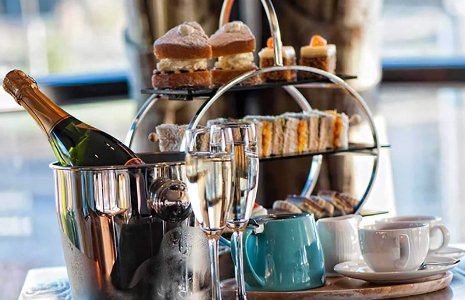 SimpsInns tweet media