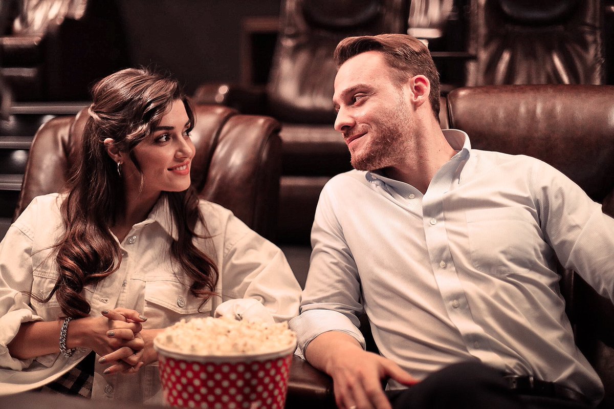 stinna03's tweet photo. So much addicted to this marvellous show. Alwz had a soft spot for #HandeErcel but damm #kerembuersin is killing it too. Their chemistry is off the charts
@HandeErcel @KeremBursin #SenCalKalpımı https://t.co/qz2Mnre1Wd