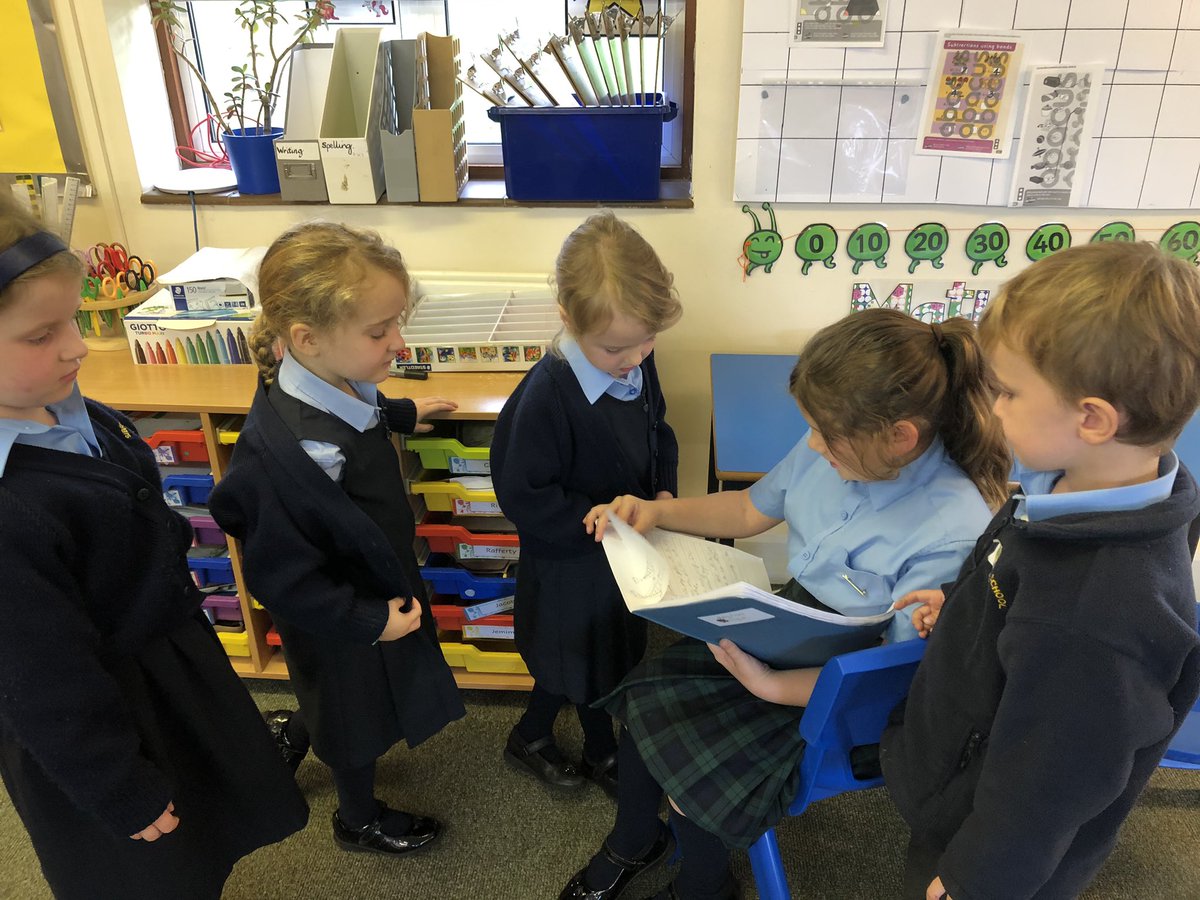 SibfordJS's tweet photo. We love sharing our work with our friends #SibfordYear1and2 #speechwork #English #SibfordJS #thursdaymorning #BeYouBeSibford https://t.co/NM3zWtgvdD