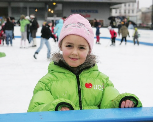 For festive fun <a href="/simplythebesttm/">Simply The Best Events</a> Ice Skating Rink hire packages provide everything PTAs need to create a memorable, yet covid-safe event. FREE curling lane and snow effect machine included for events held before 31.1.21 when quoting PTA+21TW. #PTA #fundraising #christmas2020