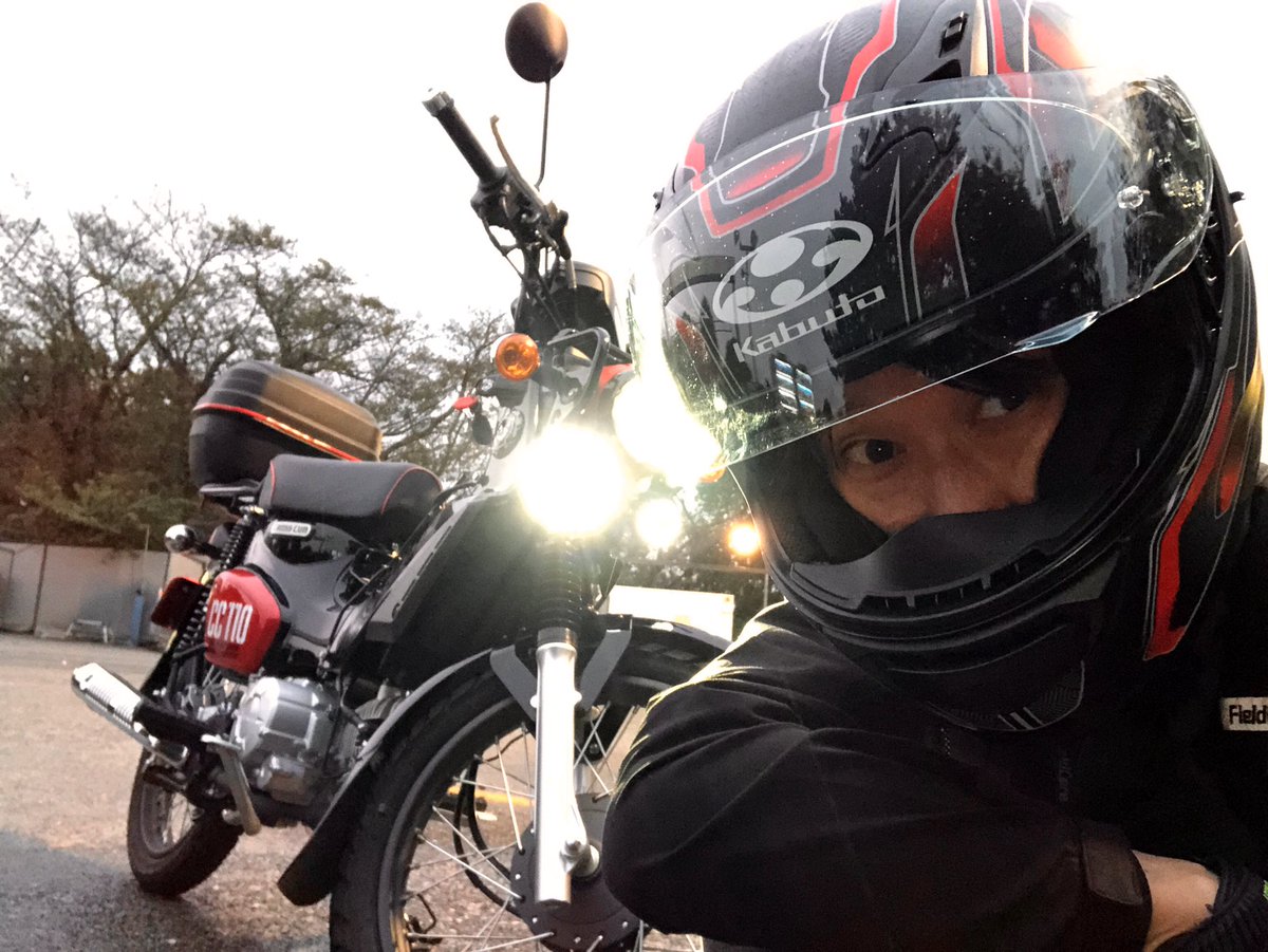 kame_ya2016's tweet image. 新しいヘルメットで少し走ってきた♪
密閉感がすごい！！
Kamui3はそんなに高くないけど、やっぱり安物のジェットヘルや、安物のフルフェイスとは違うね！
これからは快適なツーリングが楽しめそうです♪
#クロスカブ
#Kamui3