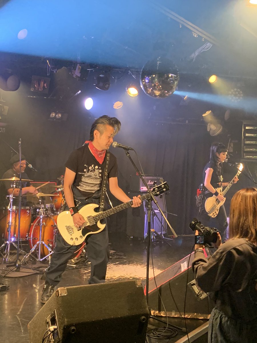COLOR RED JAPAN tweet media