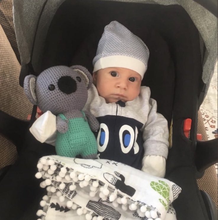 BertanRona's tweet photo. Sevgili dostlar, çok sevdiğim bir arkadaşımın yakından tanıdığı bu bebek ve ailesinin acilen desteklerimize ihtiyacı var. Belki bir tek dakika ya da bir tek lira şu küçücük canın kurtulmasını sağlayacak. Yardımlarınızı esirgemeyeceğinizi biliyorum. Bu paylaşımı yayar mısınız? https://t.co/L5oHkOcvKc