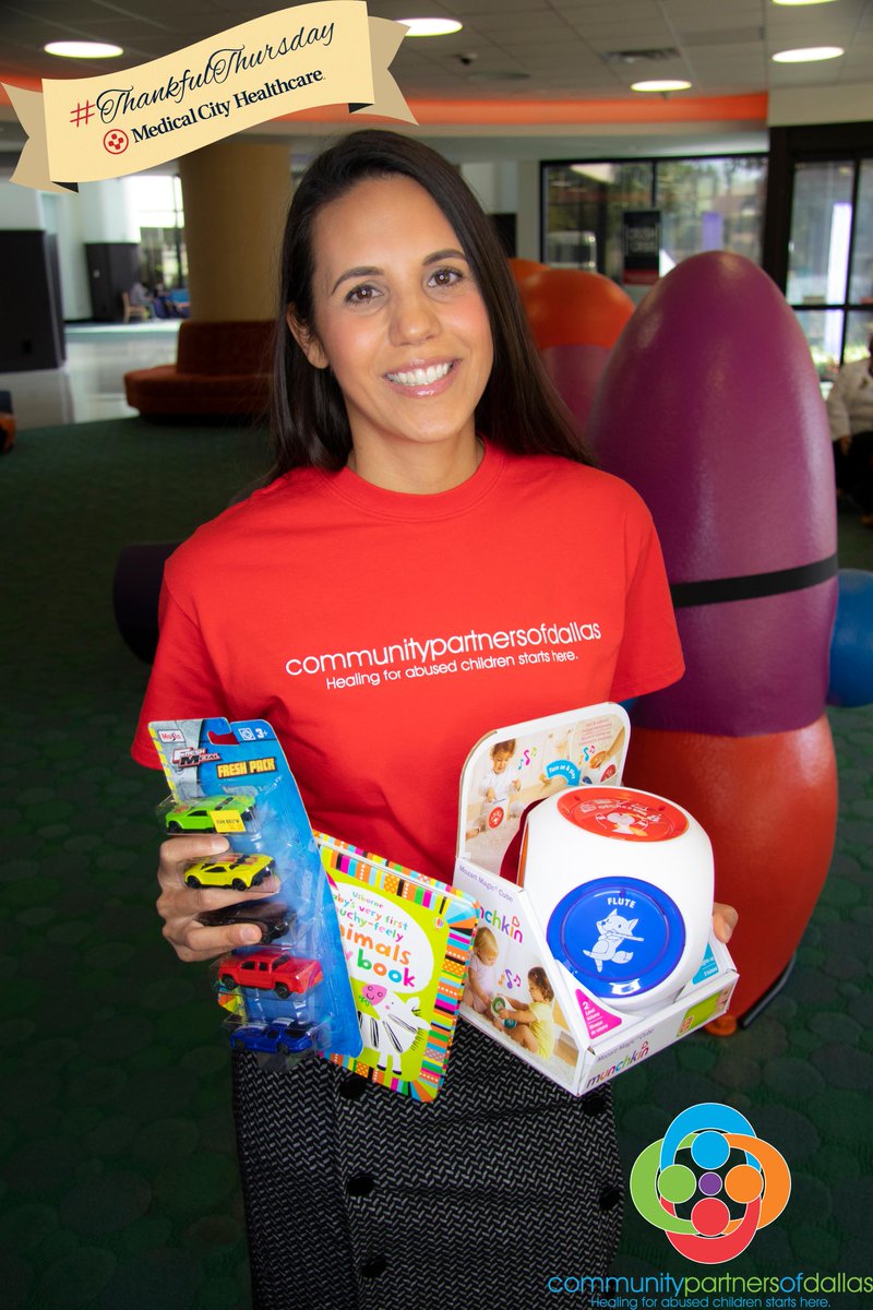 On #ThankfulThursday, we recognize Jessica O’Neal, CEO of .<a href="/MedCityChildren/">Medical City Children's Hospital</a> who volunteers on the board of .<a href="/cpdtx/">Community Partners of Dallas</a>  as it tirelessly serves abused and neglected children. To donate to their annual holiday toy drive: bit.ly/33ZLYGT

#CaringForTheCommunity #VirtualGiveback