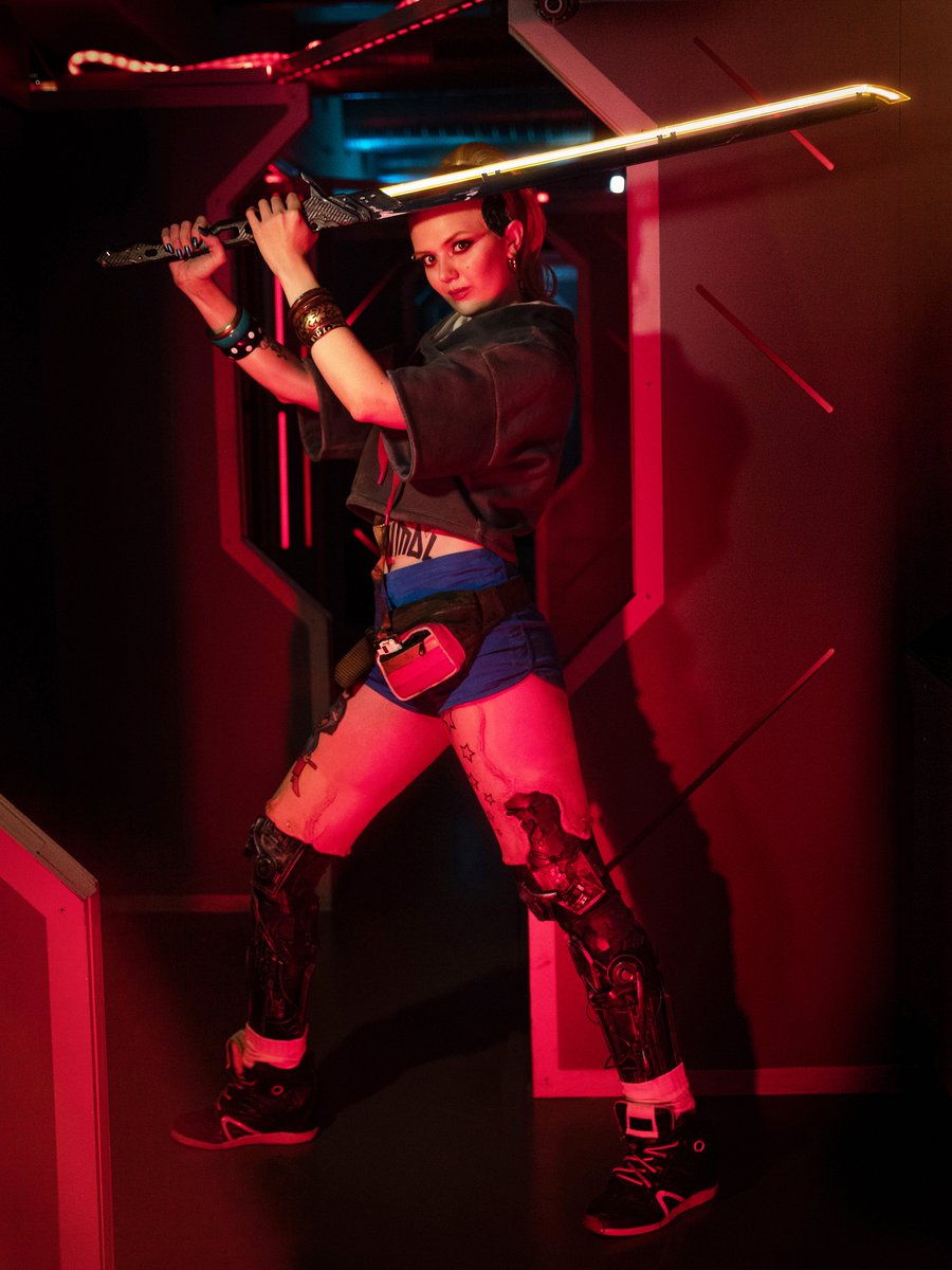 Necessity over Style — she lives by this motto. Meet Krystl Cosplay portraying one of Cyberpunk’s 4 styles, Entropism. Make sure to follow her on Instagram   https://www.instagram.com/krystl_cosplay/ 