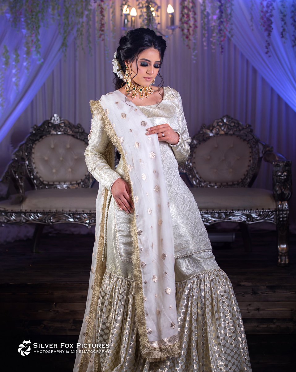 <a href="/SilverFoxPics/">Silver Fox Pictures</a> 📸
#indianbride #indianwedding  #weddingphotography #indianfashion #makeupartist #bridesofindia #weddinginspiration #weddingdress #weddingsutra #indianjewellery #indianweddings #desiwedding #hindubride #sikhbride #punjabiwedding #indianweddingbuzz #pakistanibride