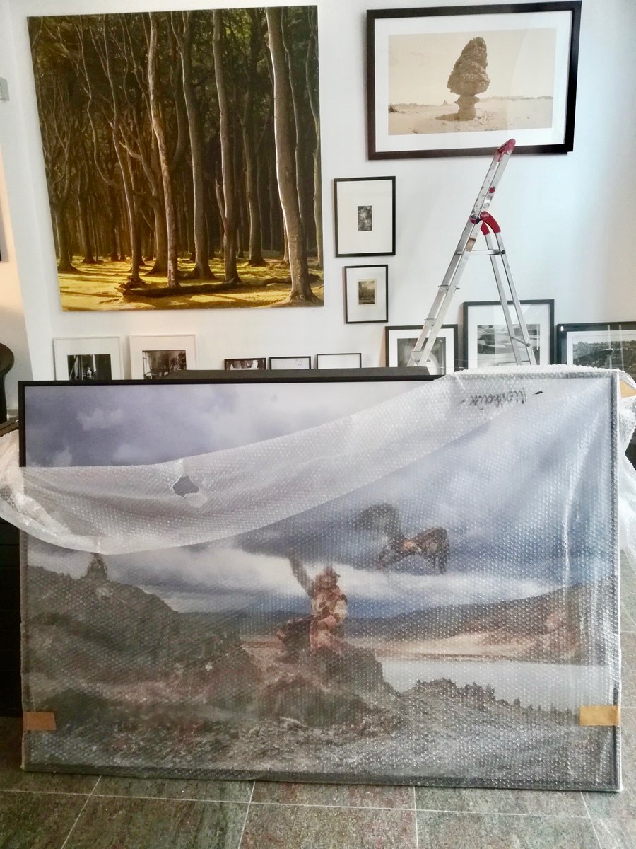 GalleryFlo's tweet photo. In progress
#newexhibition #stevemccurry #albertwatson #DavidParker #tombaril #photography #FloPetersGallery https://t.co/0Q3JriVsHT