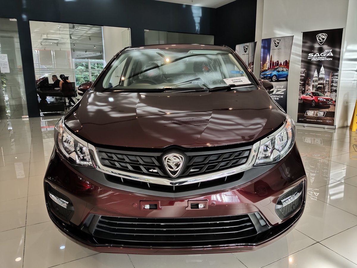 abbastajuddin's tweet photo. Hi guys. Saya jual kereta proton. Sekarang tengah ada tax holiday, ada kereta yang ready stock. Kalau belum nak beli kereta minta tolong RT guys bagi saudara mara, kawan² tahu 🙏🏻

Hadiah mesti ada bila beli dengan saya 🎉 https://t.co/l1fJofCouH
