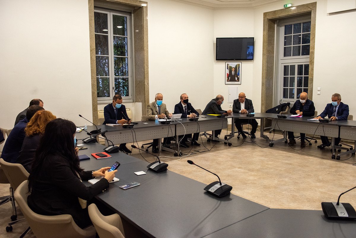 LMarcangeli's tweet photo. 📍Concertation projet de #LOI3D « décentralisation, différenciation et déconcentration » : faire évoluer les relations entre l'État et les collectivités locales, c'est d'abord simplifier la vie des élus locaux. https://t.co/EAbZcROXjW