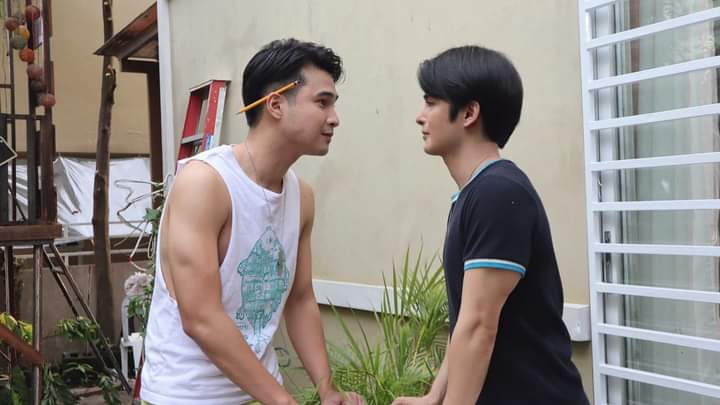 strawberryJjoyy's tweet photo. Best friends going into a relationship is not much of a surprise anymore, because most relationships begin as friendships and grow into something more meaningful.
#BenXJimPremiere
#BenXJim https://t.co/saHOac9d9a