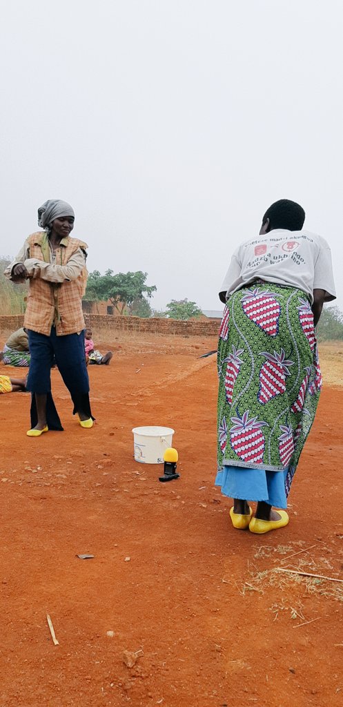 Rodrick49327386's tweet photo. I was amazed with how these women acted during a role play on issues of Water Sanitation  and Hygiene. Bravo women of Liundi Village. https://t.co/xHU4W7QVbm