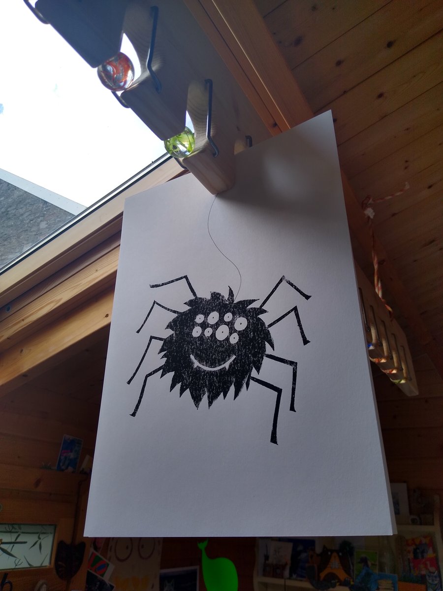 I'm gearing up for Halloween!🕷️ Even though I've been posting images of my Christmas cards...sorry. I'm just trying to get organised!🎄⁠
⁠

#halloweenspider #blackspiders #monoprint #iloveprintmaking #monoprint #monoprinting #monoprints⁠