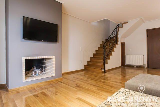 BlueBrownProp's tweet photo. Glyfada, Evriali, Penthouse Maisonette 150 sq.m., 2 levels (4th-5th floor), 4 bedrooms, 2 bathrooms, w/c, kitchen with electrical appliances, wooden floor, construction of 2009, parking space 12 sq.m. in the basement, air conditioning solar water heating
https://t.co/ldpya8txdH https://t.co/08H7AK89di