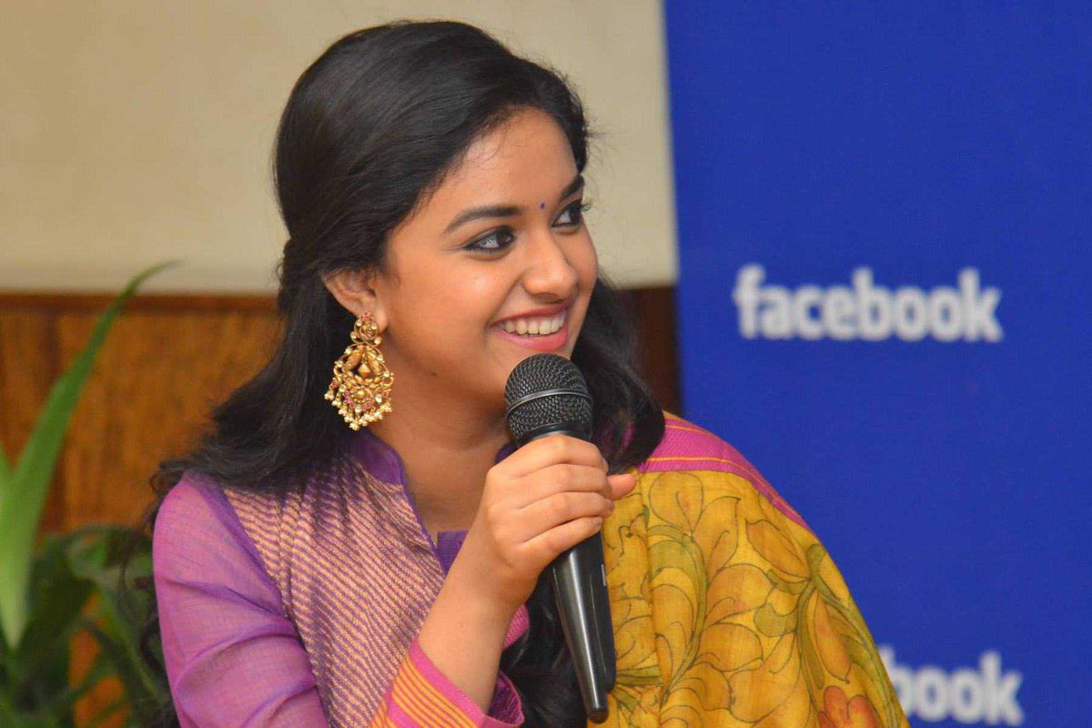 Dileep_VK18's tweet photo. Let's make it huge
Evaru Vuhinchani range ki tesukoni velladam😎✊
#TeamKeerthy
Tag 👉 #HBDKeerthySuresh 👈
#KeerthySuresh
@KeerthyOfficial https://t.co/xX19dlp3uK