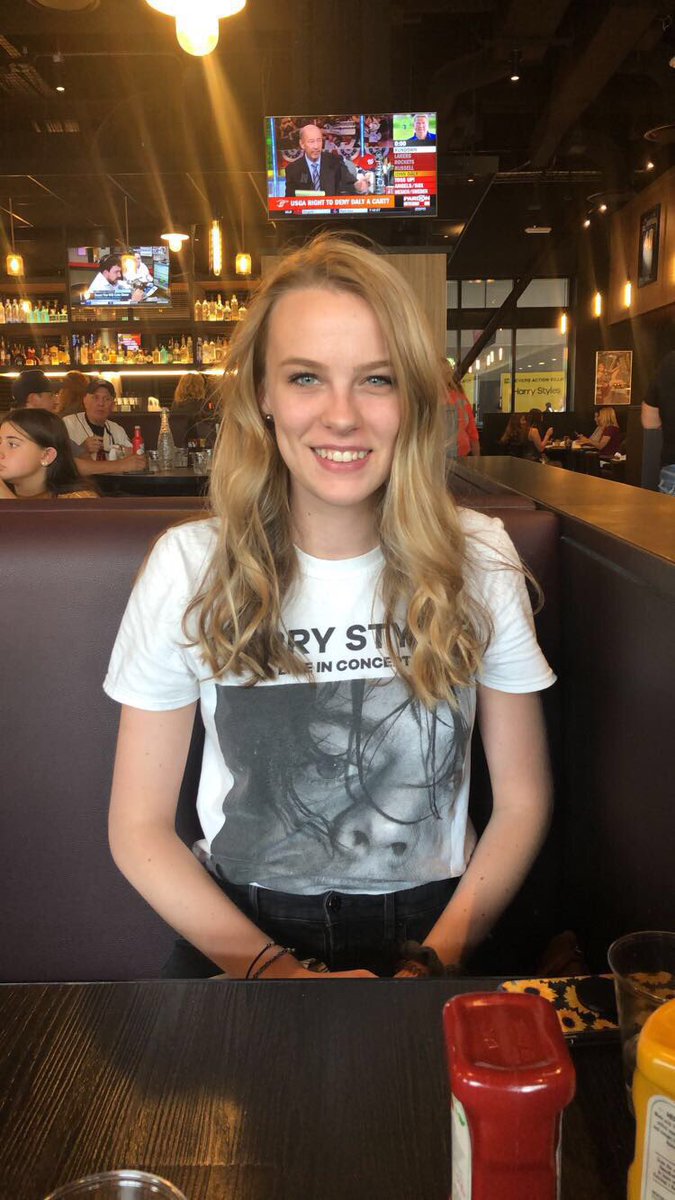 DhoffmanDoug's tweet image. Happy Birthday Claire! I love you and am proud to be your Dad. I hope you have a great year 22.