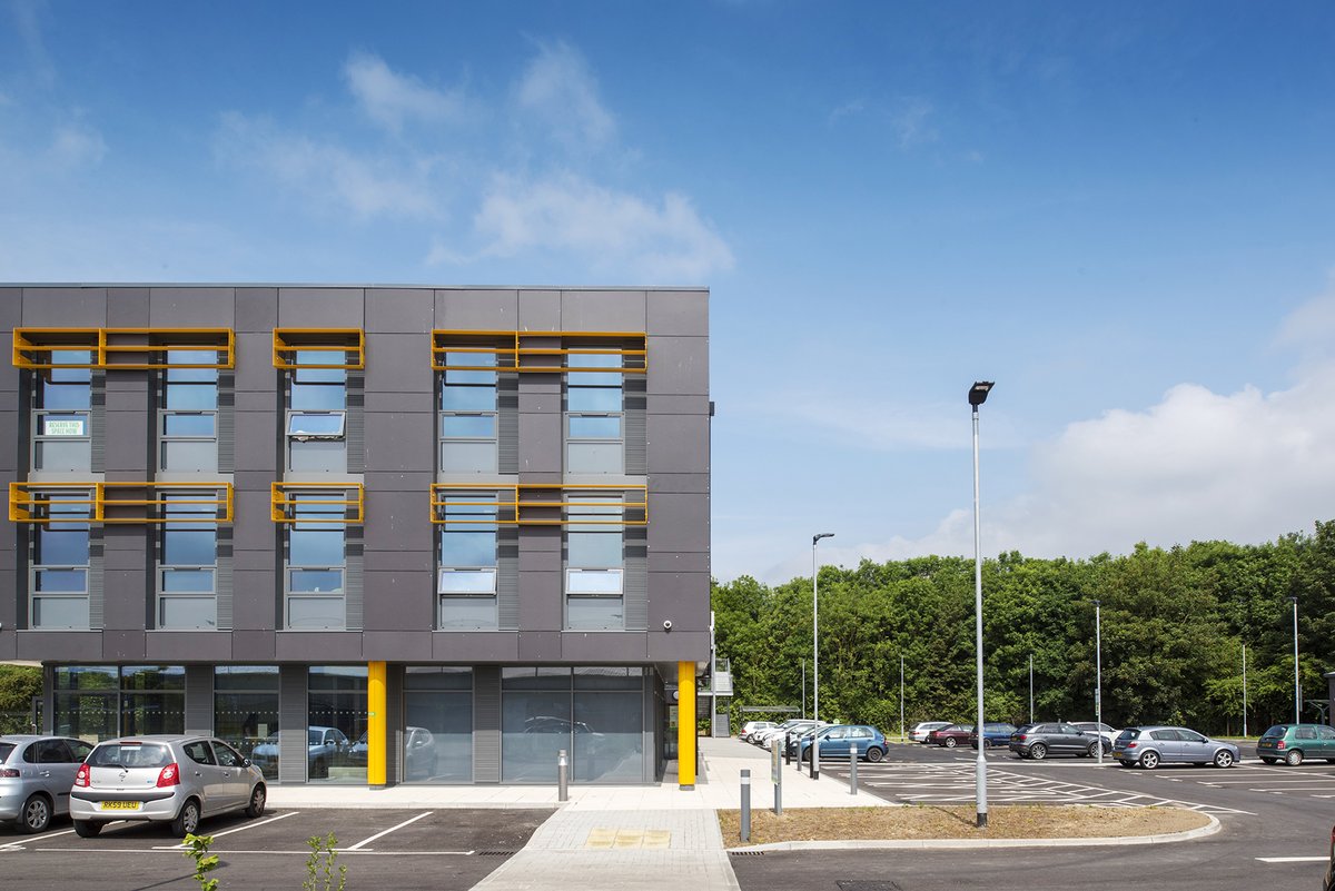 At Basepoint Chichester we can offer flexible agreements, fast internet &amp; different work spaces to suit all. 

Our Management team is here to help you and support your business needs. 

To find out more &amp; to book a tour, call us on 01243884322.