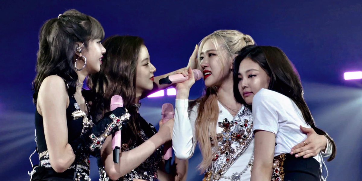 jiminjeongirene's tweet photo. DESERVE!!! congratulations BLACKPINK :) 🏆🏆🏆 @BLACKPINK #LSG3rdWin #LovesickGirls3rdWin https://t.co/pus5gEcdDK